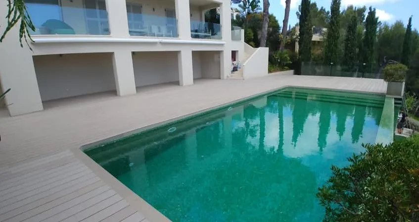 Suelos 4 Tarima exterior madera sintética