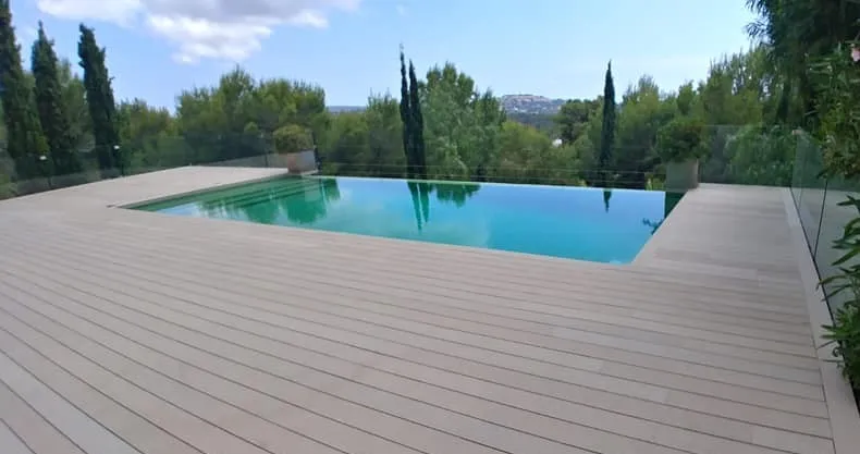 Suelos 2 Tarima sintética terminada